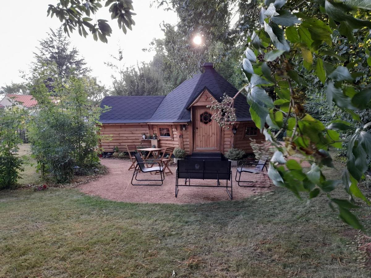 A L'Oree Du Cedre Hotel Pouzauges Kültér fotó